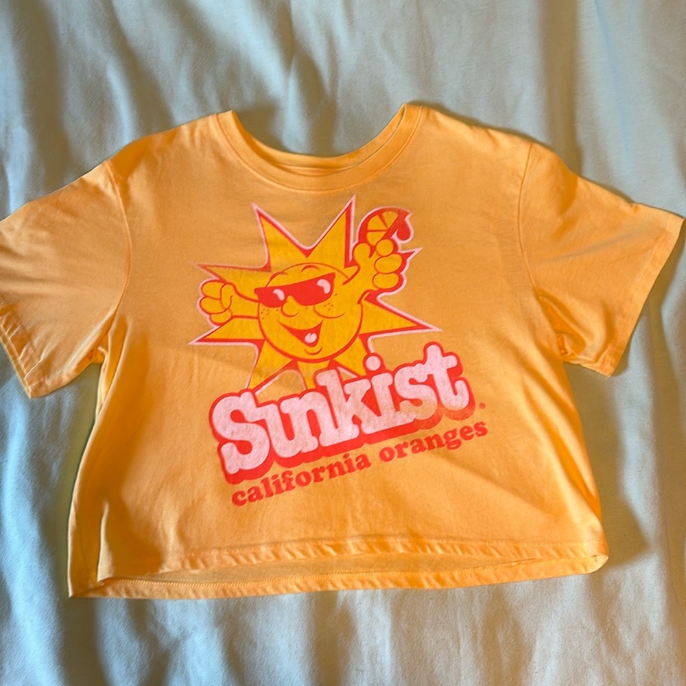 Brand: Target, Size: Small, Style: CROPPED